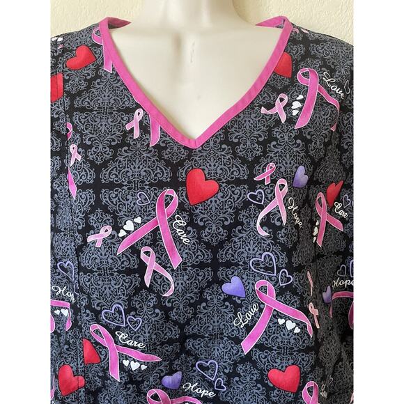 Scrubstar V Neck Breast Cancer Awareness Hearts Print Women's Scrub Top Size M - Picture 2 of 7